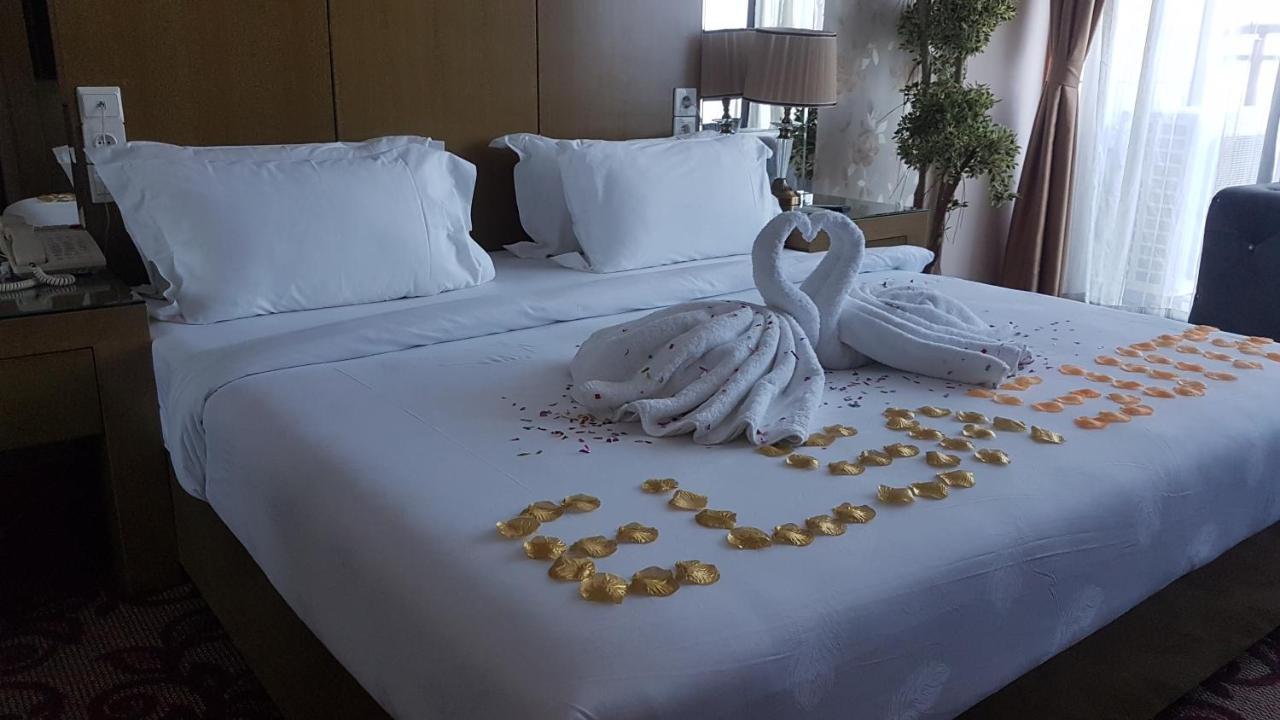Edmond Hotel Браззавиль Экстерьер фото